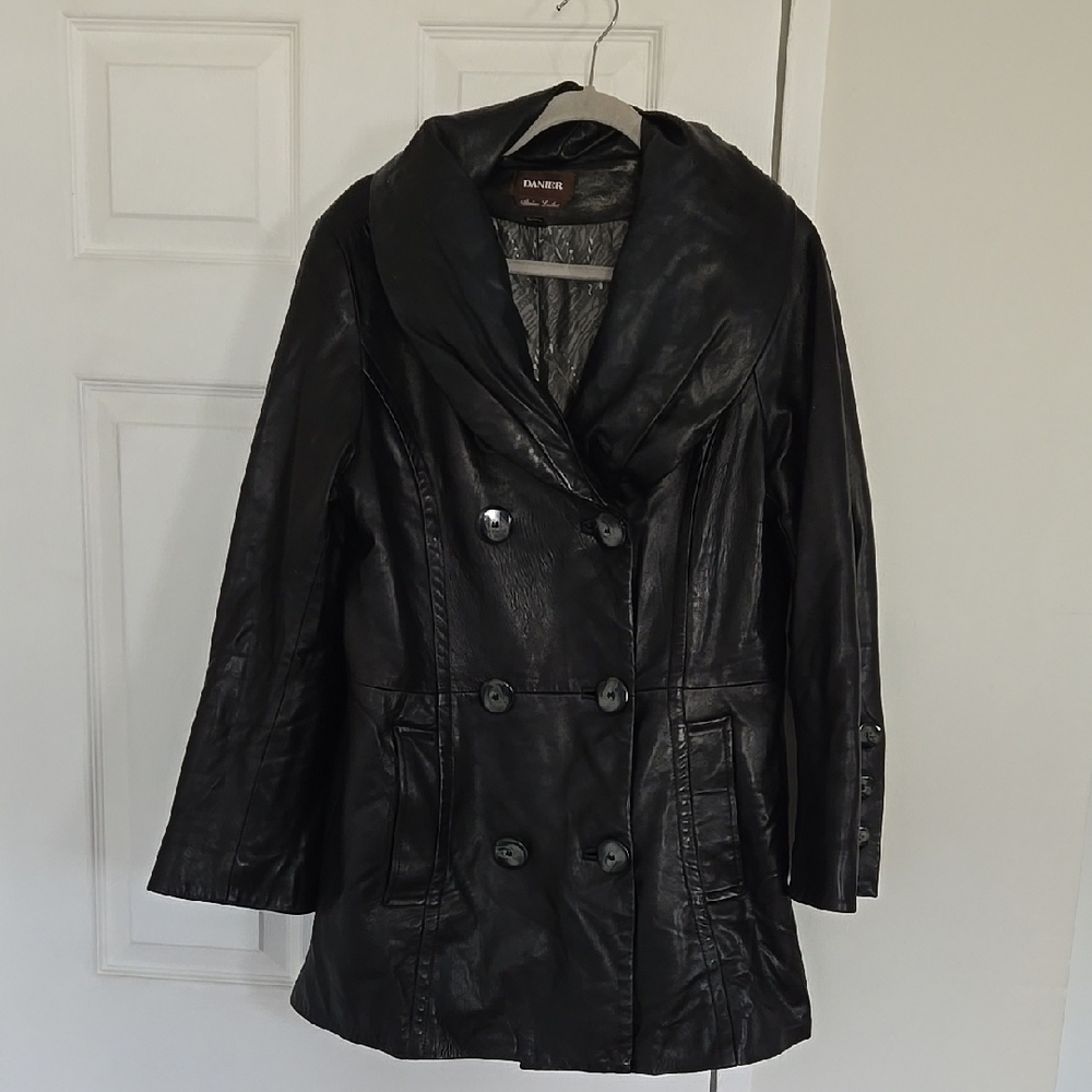 Vintage Danier Italian Leather Winter Coat in Black Sz M